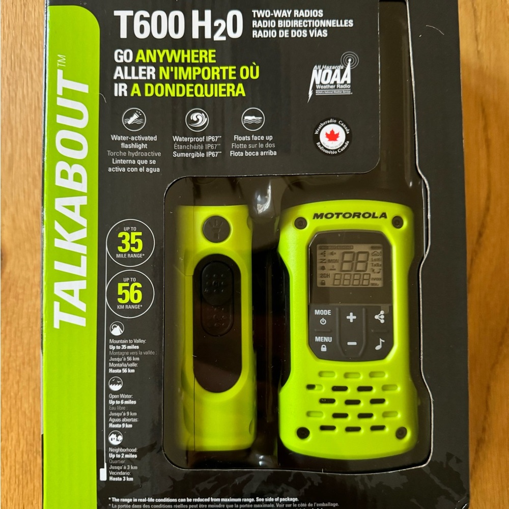 Two-Way Radios T600 H2O (2 Pack)